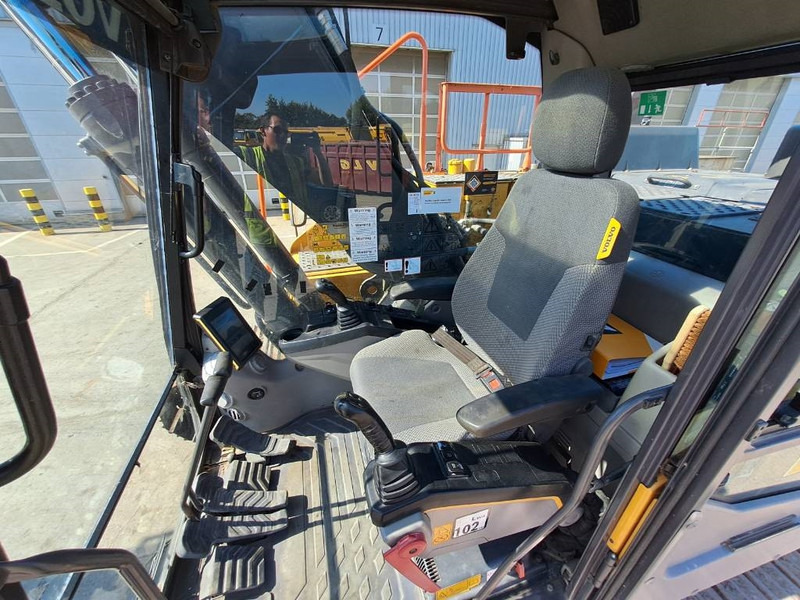 Kettenbagger Volvo EC220EL: das Bild 20