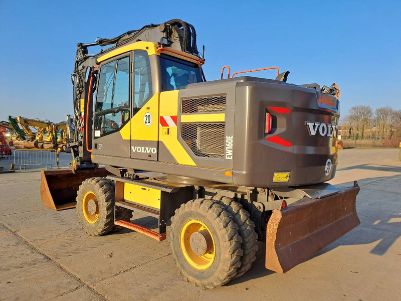Volvo EW 160 E - Mobilbagger: das Bild 2 Volvo EW 160 E - Mobilbagger: das Bild 2