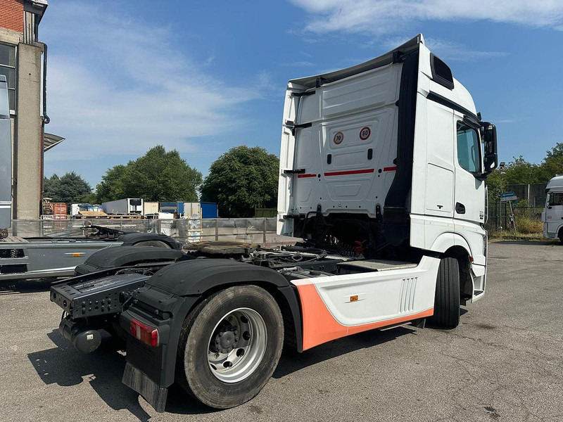 Mercedes-Benz Actros 1845 - Sattelzugmaschine: das Bild 2 Mercedes-Benz Actros 1845 - Sattelzugmaschine: das Bild 2