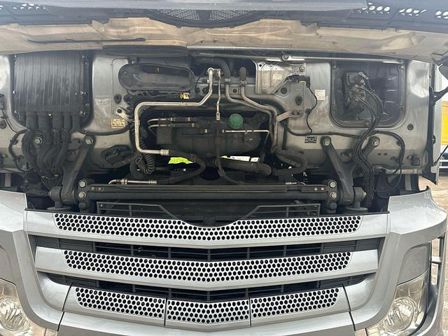 Mercedes-Benz Actros 1845 - Sattelzugmaschine: das Bild 5 Mercedes-Benz Actros 1845 - Sattelzugmaschine: das Bild 5