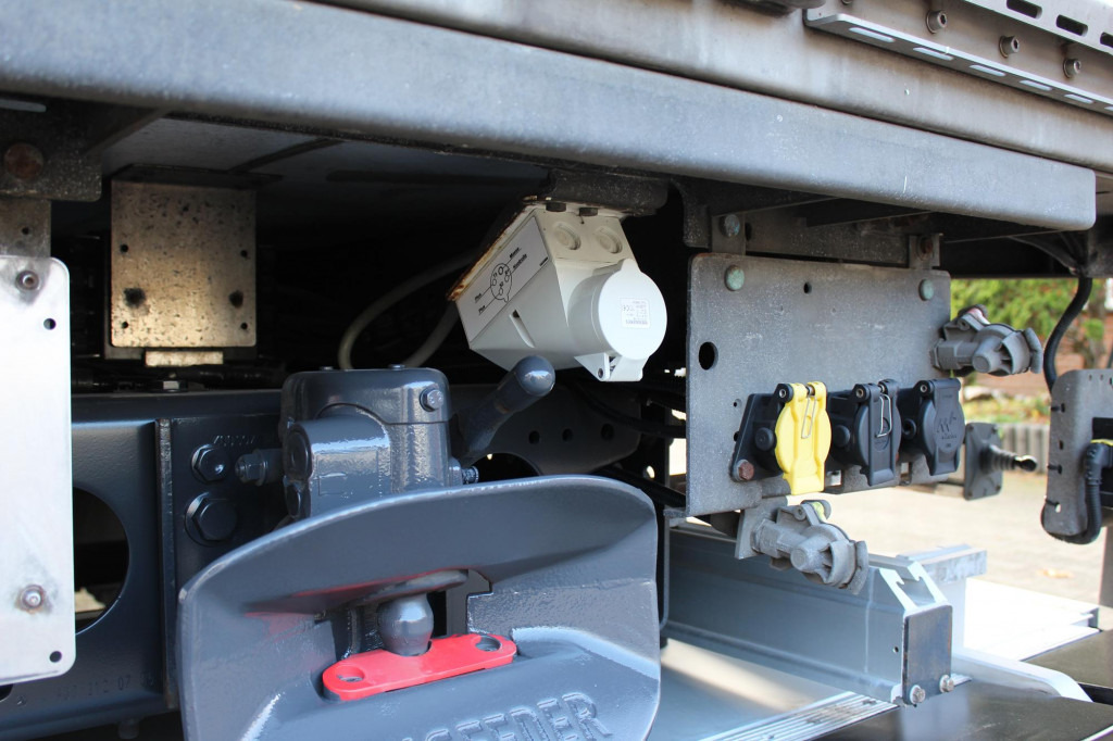 Mercedes-Benz Actros 1830 E6 TK T-1200R Multi Bi-Temp LBW AHK - Kühlkoffer LKW: das Bild 5 Mercedes-Benz Actros 1830 E6 TK T-1200R Multi Bi-Temp LBW AHK - Kühlkoffer LKW: das Bild 5