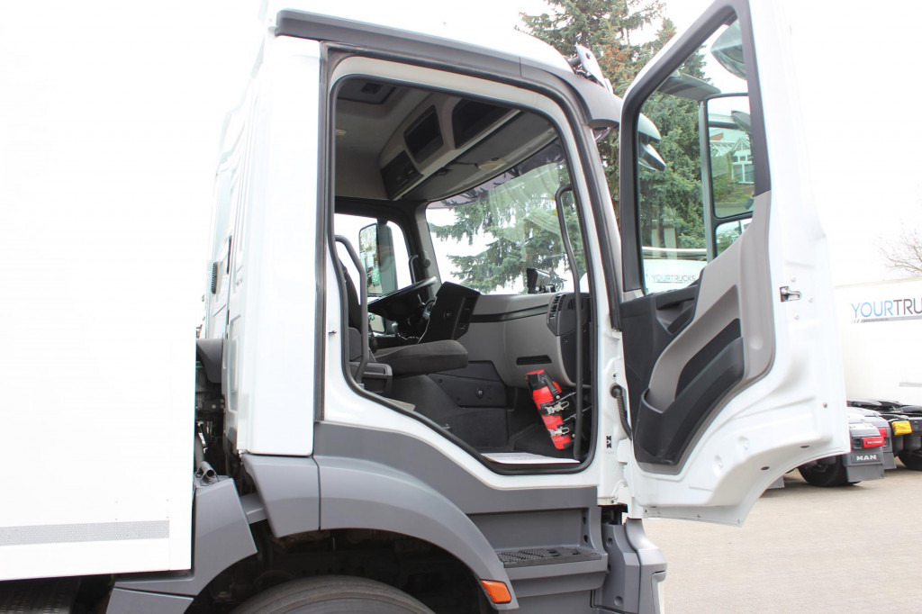 Mercedes-Benz Antos 1830 E6 Koffer 7,7m LBW S.Tür ACC LDW - Koffer LKW: das Bild 5 Mercedes-Benz Antos 1830 E6 Koffer 7,7m LBW S.Tür ACC LDW - Koffer LKW: das Bild 5