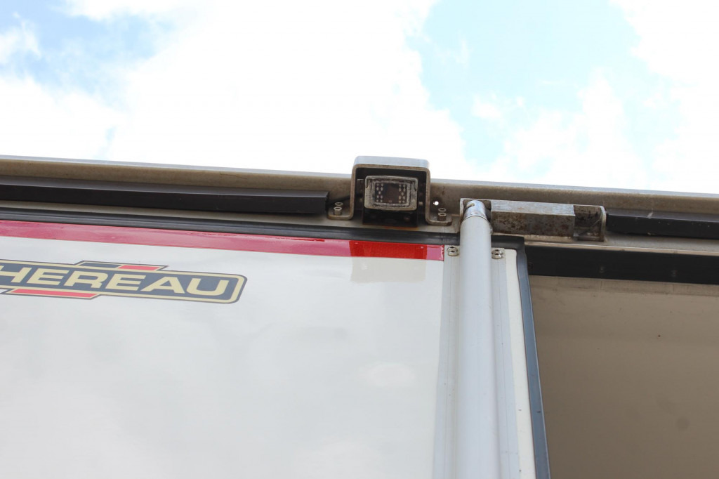 Renault D 320 Wide E6 CS 1150Mt. Bi-Temp. Tür+LBW Strom - Kühlkoffer LKW: das Bild 5 Renault D 320 Wide E6 CS 1150Mt. Bi-Temp. Tür+LBW Strom - Kühlkoffer LKW: das Bild 5
