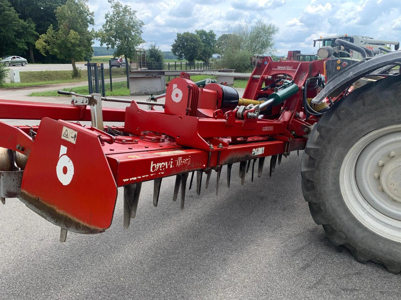 Breviglieri Makfold 300 Kreiselegge / 6m AB / Zinken NEU - Technik für Bodenbearbeitung: das Bild 4 Breviglieri Makfold 300 Kreiselegge / 6m AB / Zinken NEU - Technik für Bodenbearbeitung: das Bild 4