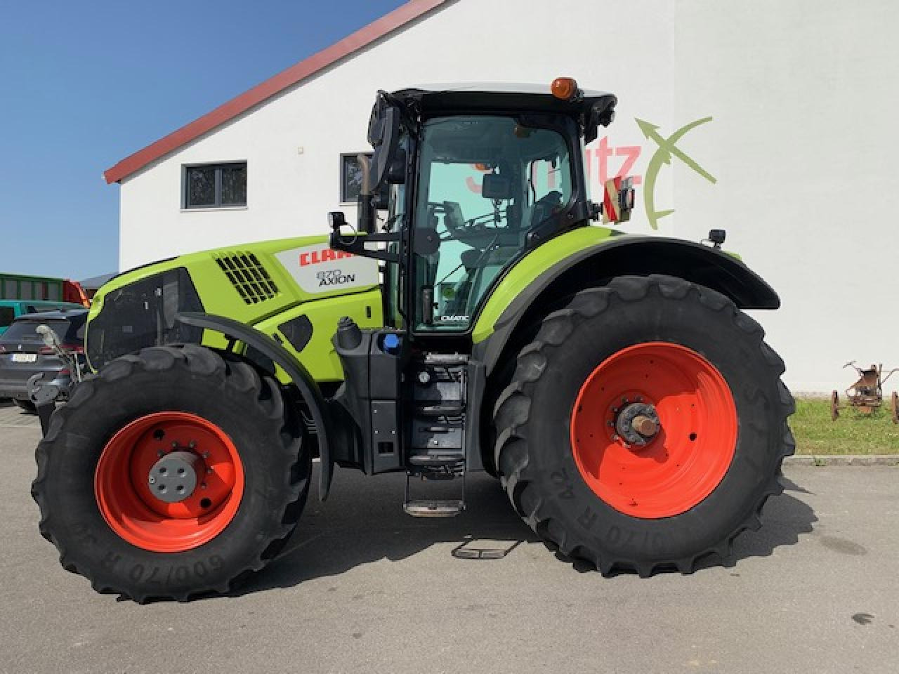 CLAAS Axion 870 CMATIC mit GPS S10, RTK, 3255 Bh - Traktor: das Bild 2 CLAAS Axion 870 CMATIC mit GPS S10, RTK, 3255 Bh - Traktor: das Bild 2