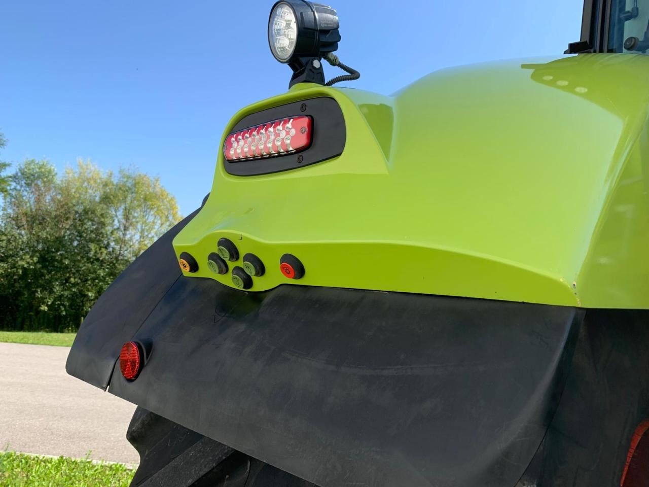 CLAAS Axion 930 CMATIC, 354 PS, Baujahr 2017 - Traktor: das Bild 5 CLAAS Axion 930 CMATIC, 354 PS, Baujahr 2017 - Traktor: das Bild 5