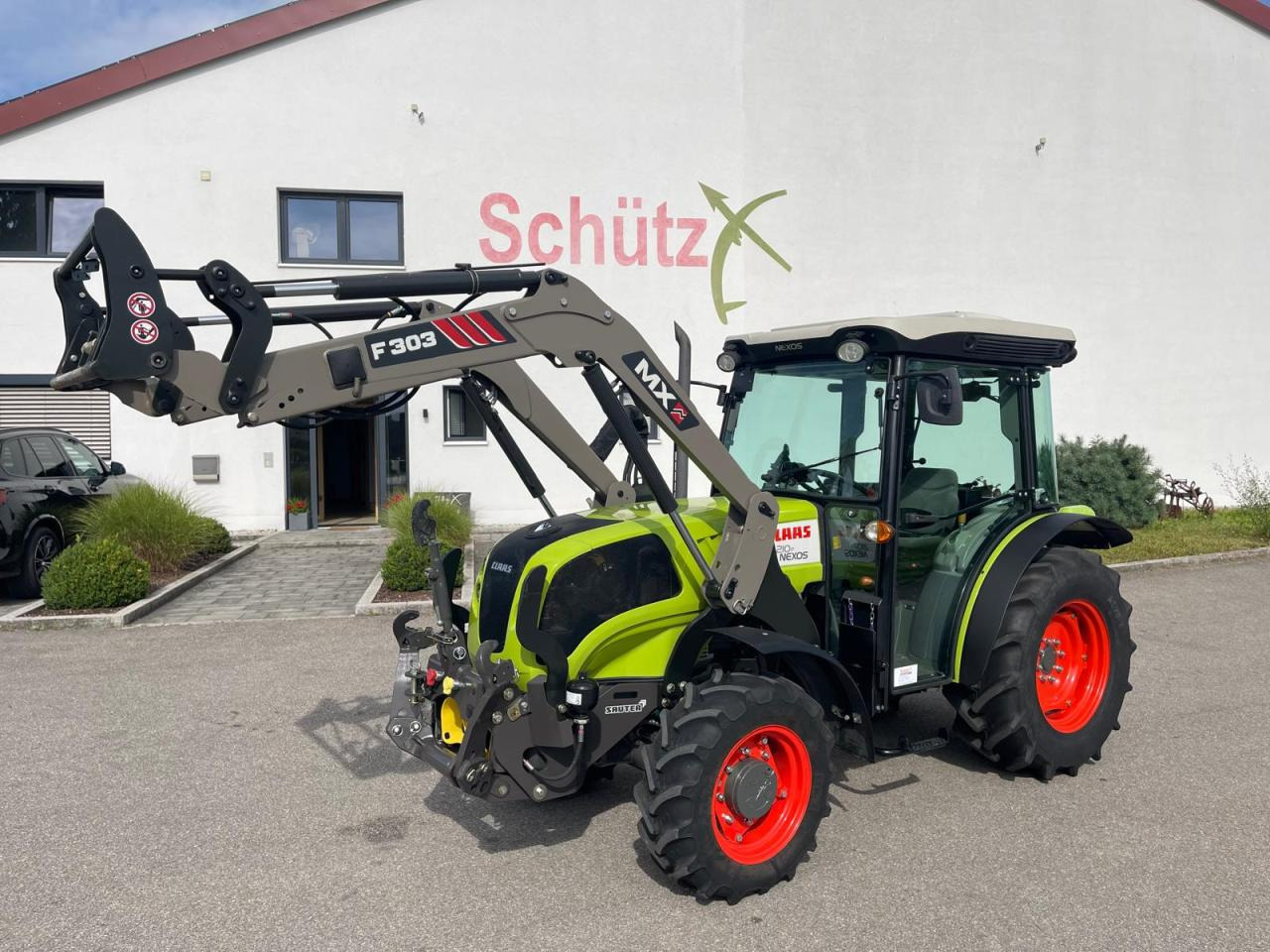 CLAAS Nexos 210 inkl. Frontlader, Frontzapfwelle - Traktor: das Bild 1 CLAAS Nexos 210 inkl. Frontlader, Frontzapfwelle - Traktor: das Bild 1