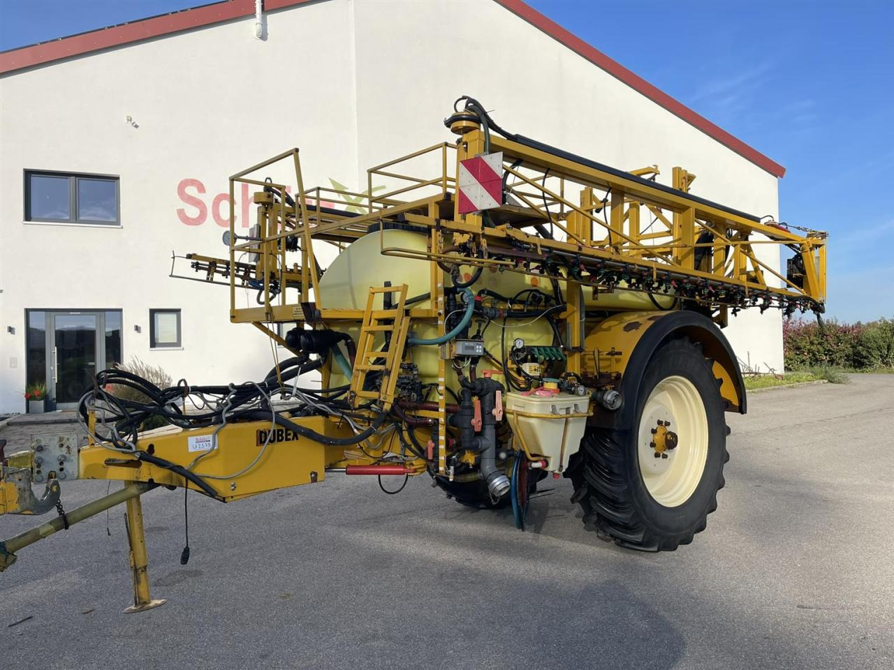 Dubex Anhängespritze Dubex Vector mit Lenkung - Anhängespritze: das Bild 1 Dubex Anhängespritze Dubex Vector mit Lenkung - Anhängespritze: das Bild 1