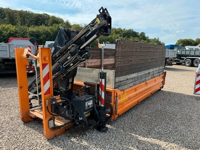 Abrollcontainer mit Kran + Funk + Aufsatz Abrollcontainer mit Kran + Funk - Abrollcontainer: das Bild 1 Abrollcontainer mit Kran + Funk + Aufsatz Abrollcontainer mit Kran + Funk - Abrollcontainer: das Bild 1