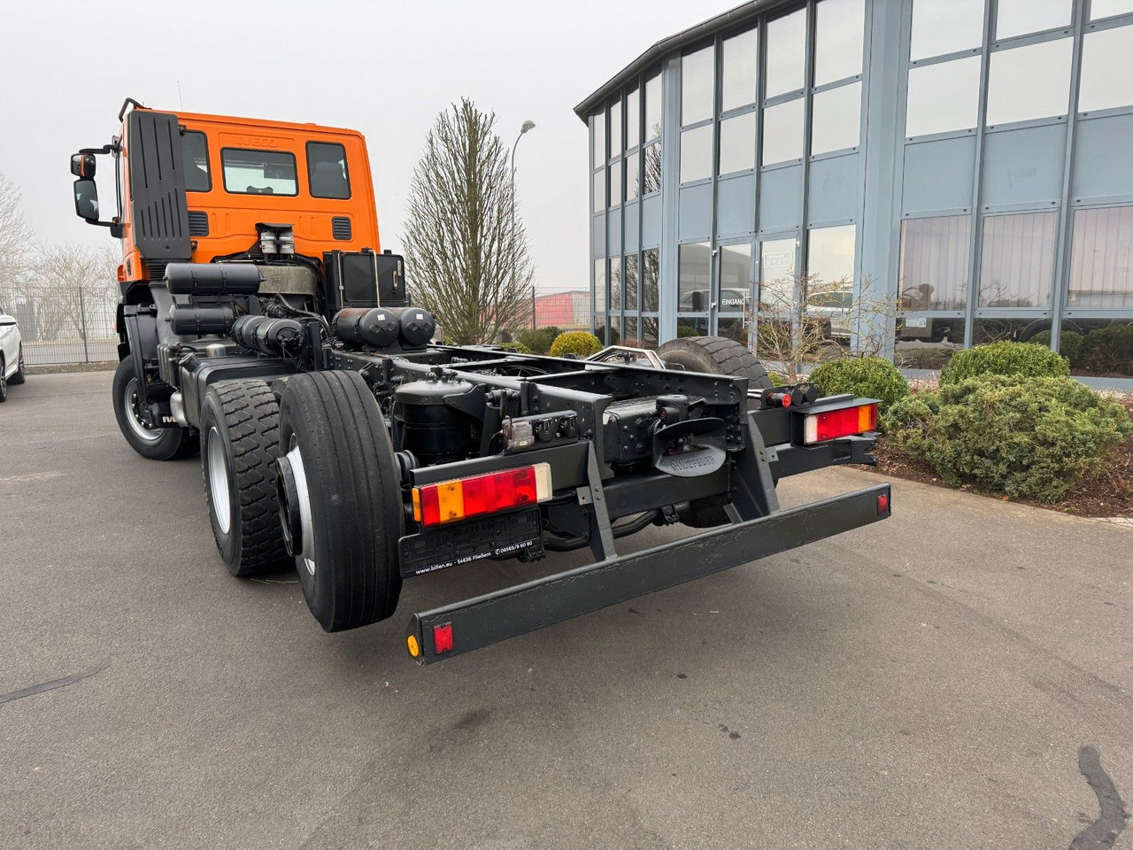 NEU: Fahrgestell LKW Iveco Trakker 410 E 5 6x4/2 Winterdienst / Lift/Lenka.: das Bild 15