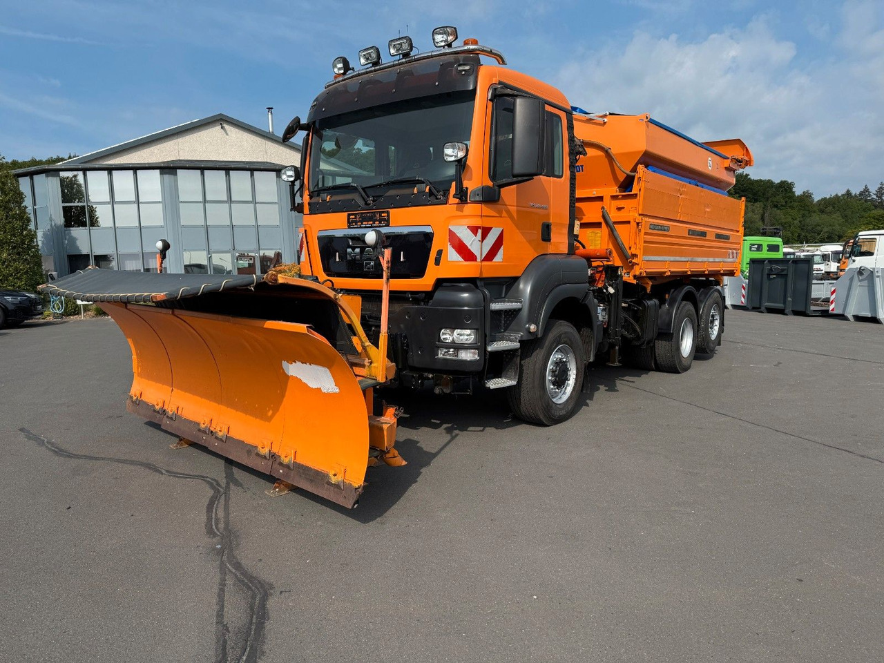 MAN TGS 28.400 6x4-4 BL Kipper / Kran / Winterdienst - Kipper, Autokran: das Bild 1 MAN TGS 28.400 6x4-4 BL Kipper / Kran / Winterdienst - Kipper, Autokran: das Bild 1