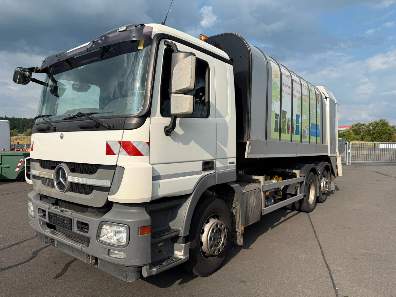 Mercedes-Benz Actros MP3 2532 6x2 Faun Rotorpress 521 - Müllwagen: das Bild 1 Mercedes-Benz Actros MP3 2532 6x2 Faun Rotorpress 521 - Müllwagen: das Bild 1