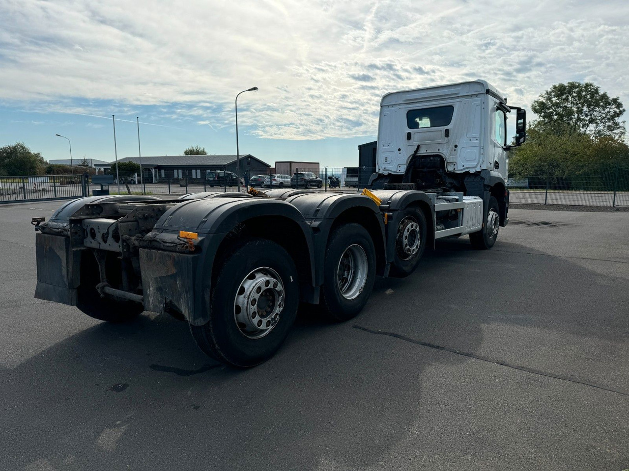 Mercedes-Benz Arocs 3243 8x2 Mercedes-Benz Arocs 3243 8x2 - Leasing Mercedes-Benz Arocs 3243 8x2 Mercedes-Benz Arocs 3243 8x2: das Bild 8