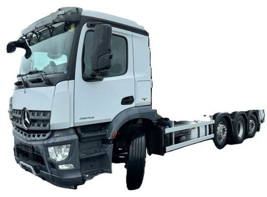 Mercedes-Benz Arocs 3243 8x2 Mercedes-Benz Arocs 3243 8x2 - Fahrgestell LKW: das Bild 1 Mercedes-Benz Arocs 3243 8x2 Mercedes-Benz Arocs 3243 8x2 - Fahrgestell LKW: das Bild 1