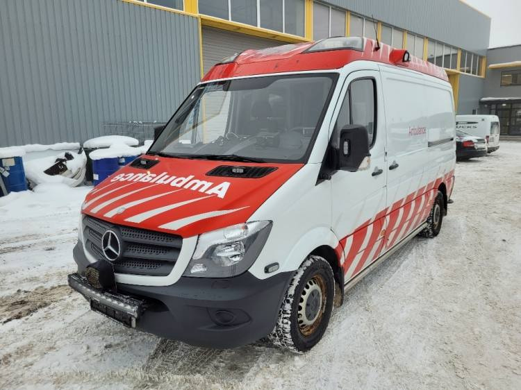 MERCEDES – BENZ SPRINTER 3.0D AMBULANCE (PROFILE) KLIMA 7.2015 EURO 6 - Krankenwagen: das Bild 2 MERCEDES – BENZ SPRINTER 3.0D AMBULANCE (PROFILE) KLIMA 7.2015 EURO 6 - Krankenwagen: das Bild 2