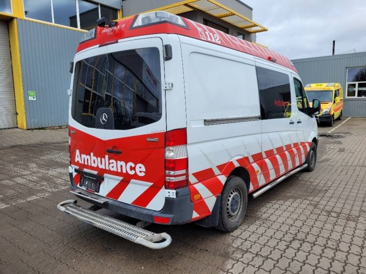 MERCEDES – BENZ SPRINTER 319 AMBULANCE (PROFILE) KLIMA, 6.2017, EURO 6 - Krankenwagen: das Bild 4 MERCEDES – BENZ SPRINTER 319 AMBULANCE (PROFILE) KLIMA, 6.2017, EURO 6 - Krankenwagen: das Bild 4