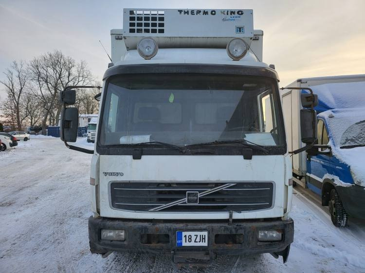 VOLVO FL 250 FOR SPAREPARTS - Kühlkoffer LKW: das Bild 2 VOLVO FL 250 FOR SPAREPARTS - Kühlkoffer LKW: das Bild 2