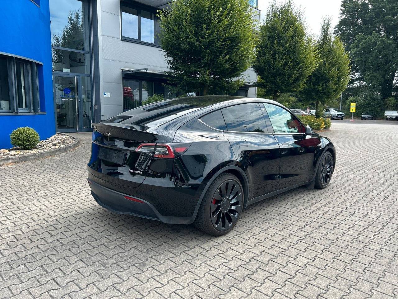 Tesla Model Y Performance Dual AWD - Limousine: das Bild 5 Tesla Model Y Performance Dual AWD - Limousine: das Bild 5