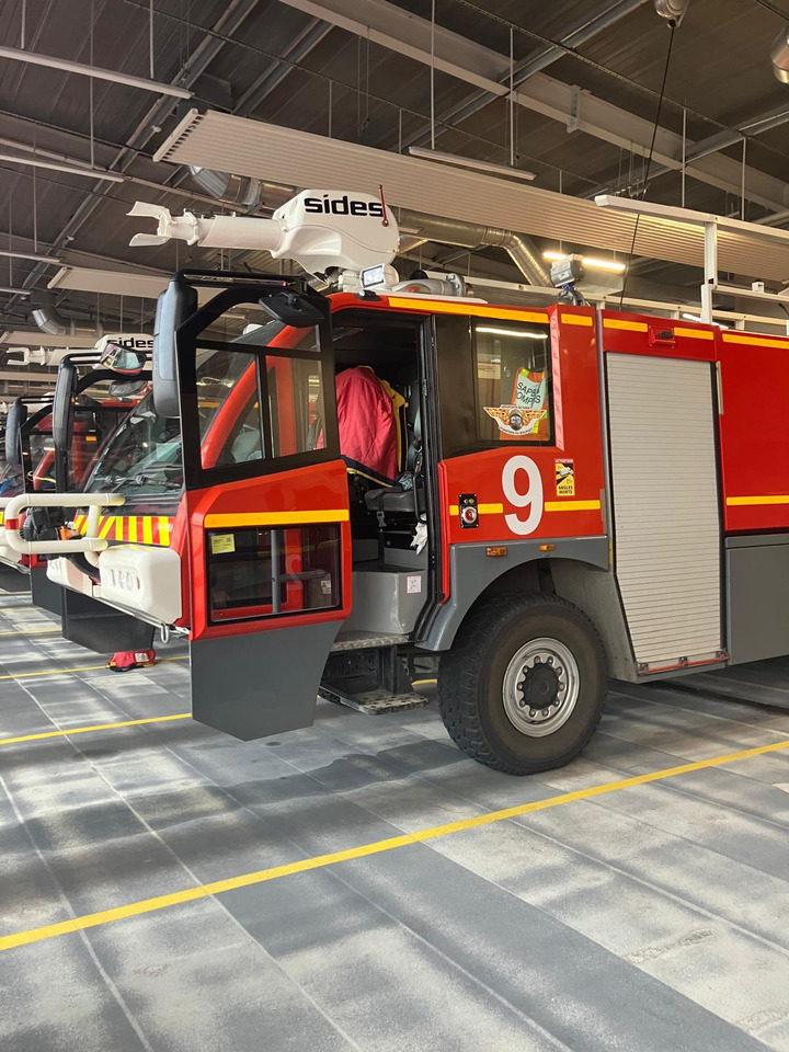 SIDES VIM90 P25 - Feuerwehrfahrzeug: das Bild 1 SIDES VIM90 P25 - Feuerwehrfahrzeug: das Bild 1