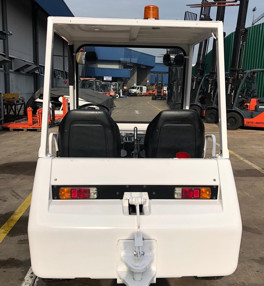 Toyota Tractor - Gepäckschlepper: das Bild 3 Toyota Tractor - Gepäckschlepper: das Bild 3