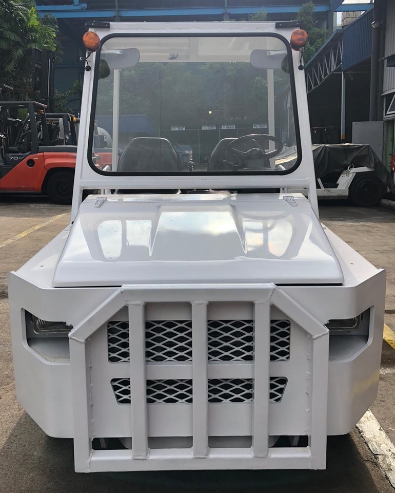 Toyota Tractor - Gepäckschlepper: das Bild 1 Toyota Tractor - Gepäckschlepper: das Bild 1