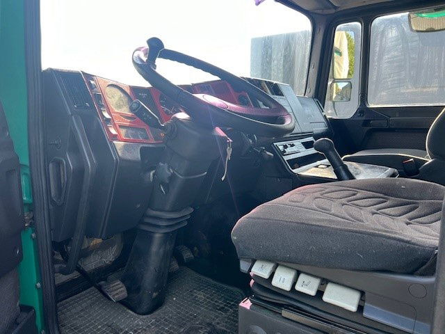 MAN 18.284 - Andere Technik: das Bild 4 MAN 18.284 - Andere Technik: das Bild 4
