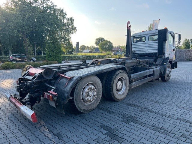 MAN 26.364 6x2 - Fahrgestell LKW: das Bild 3 MAN 26.364 6x2 - Fahrgestell LKW: das Bild 3