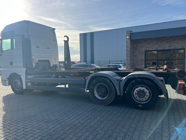 MAN TGA 26.440 .440 6x2 - Containerwagen/ Wechselfahrgestell LKW: das Bild 3 MAN TGA 26.440 .440 6x2 - Containerwagen/ Wechselfahrgestell LKW: das Bild 3