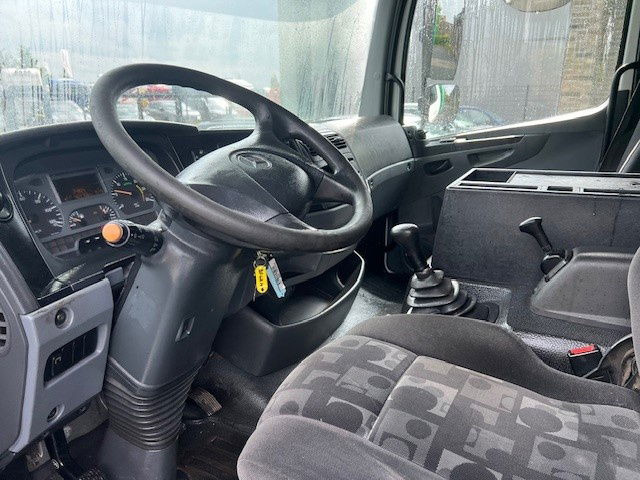 Mercedes-Benz Atego 1218 Atego 1218 - Plane LKW: das Bild 5 Mercedes-Benz Atego 1218 Atego 1218 - Plane LKW: das Bild 5