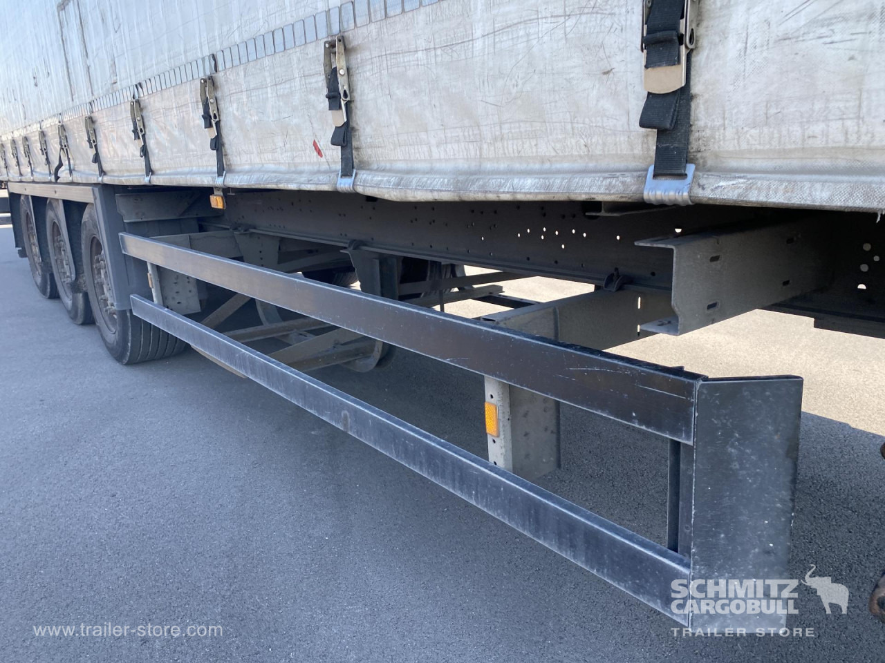 SCHMITZ Curtainsider Standard - Planenauflieger: das Bild 4 SCHMITZ Curtainsider Standard - Planenauflieger: das Bild 4