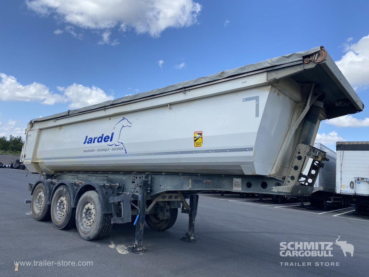 SCHMITZ Tipper Steel half pipe body 24m³ - Kipper Auflieger: das Bild 1 SCHMITZ Tipper Steel half pipe body 24m³ - Kipper Auflieger: das Bild 1