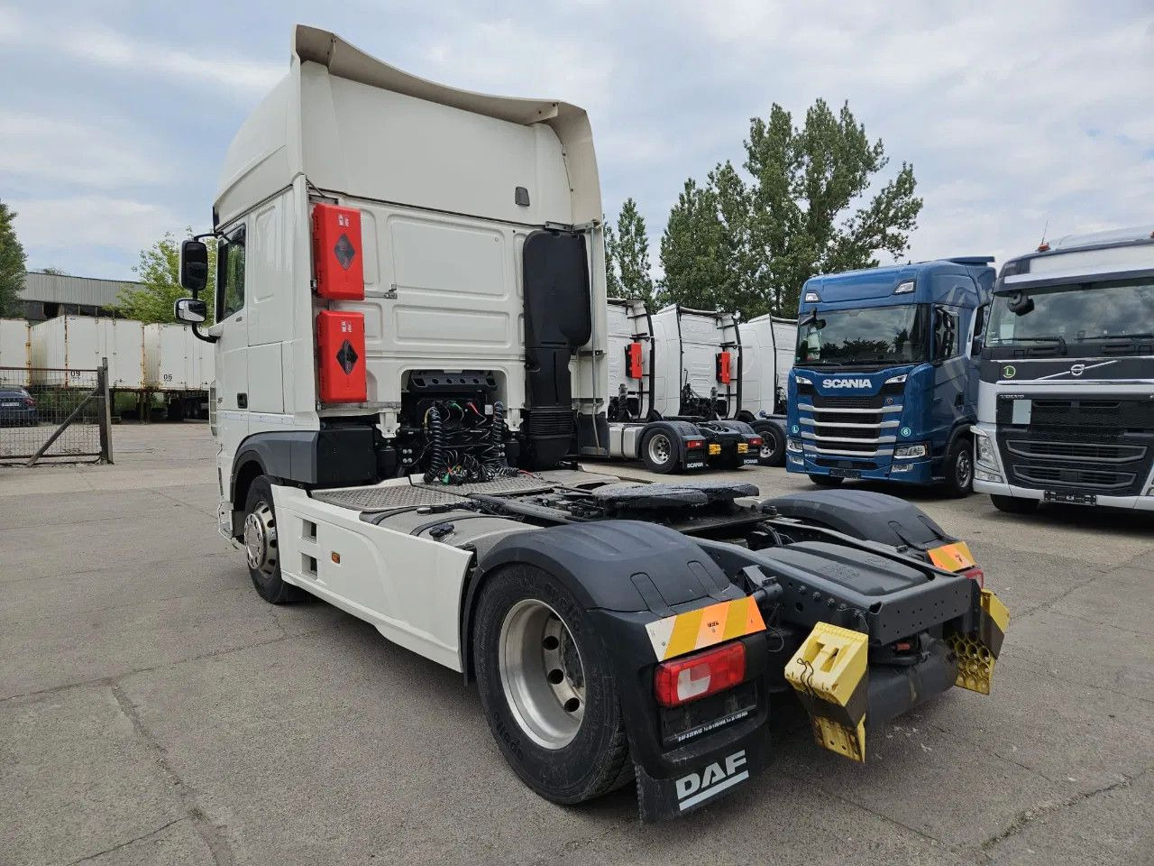 DAF XF 480 SSC Full Spoiler Alloy wheels Standklima - Sattelzugmaschine: das Bild 5 DAF XF 480 SSC Full Spoiler Alloy wheels Standklima - Sattelzugmaschine: das Bild 5