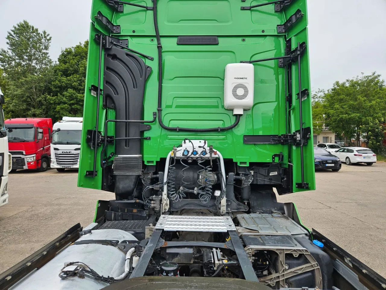 Renault T520 HSC, Navi, Standklima, Horns, Full Spoiler, - Sattelzugmaschine: das Bild 5 Renault T520 HSC, Navi, Standklima, Horns, Full Spoiler, - Sattelzugmaschine: das Bild 5