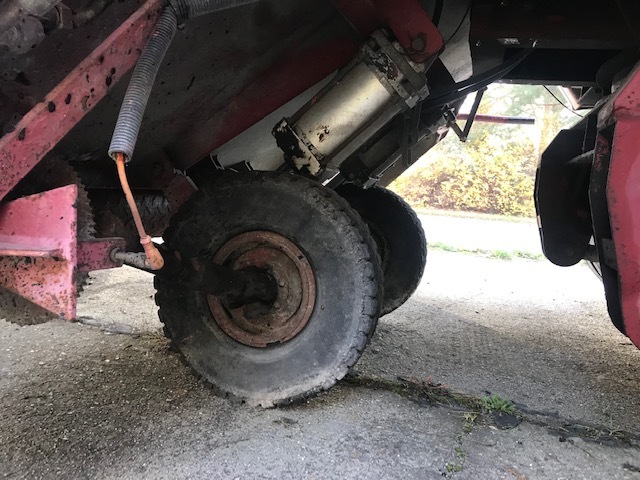 Asphalttechnik Schaefer KRZS 1000 Asphalt - Bitumen Reparaturzug mit Splittstreuer und Anpresswalzen: das Bild 8