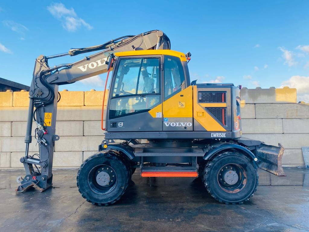 Volvo EWR 150 E - Mobilbagger: das Bild 1 Volvo EWR 150 E - Mobilbagger: das Bild 1