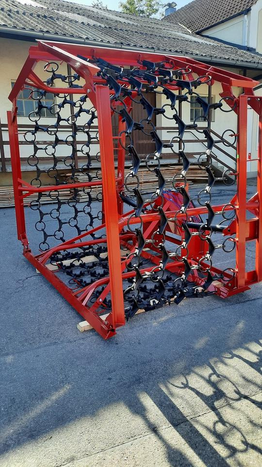 Wiesenegge 6 - 8m Wiesenstriegel Wiesenschleppe Traktor Egge - Wiesenschleppe: das Bild 4 Wiesenegge 6 - 8m Wiesenstriegel Wiesenschleppe Traktor Egge - Wiesenschleppe: das Bild 4