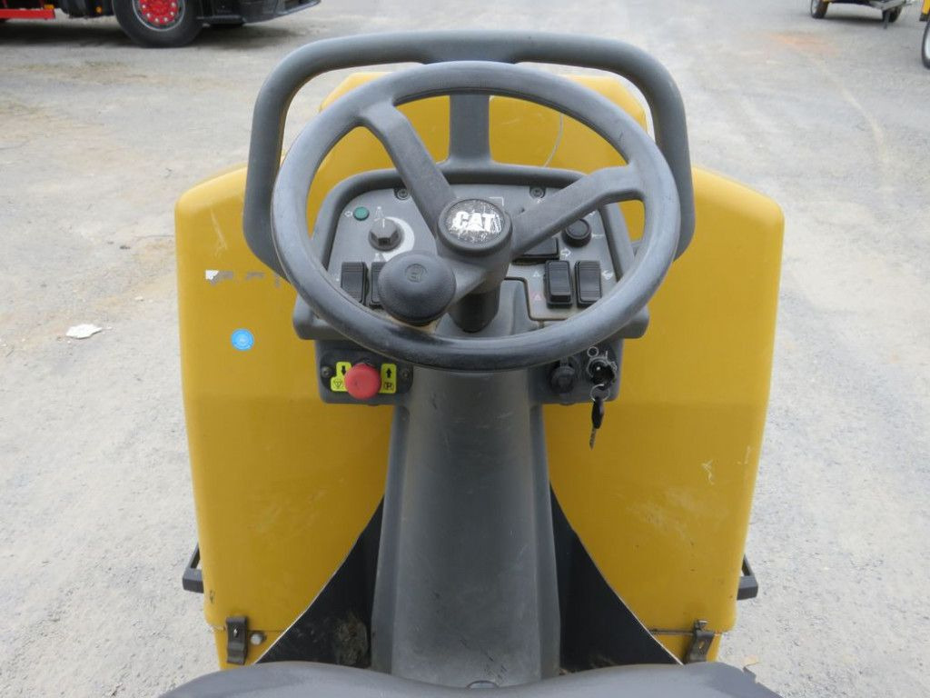 CAT Tandem-Vibrationswalze CB14 B Baumaschine - Walzen: das Bild 3 CAT Tandem-Vibrationswalze CB14 B Baumaschine - Walzen: das Bild 3