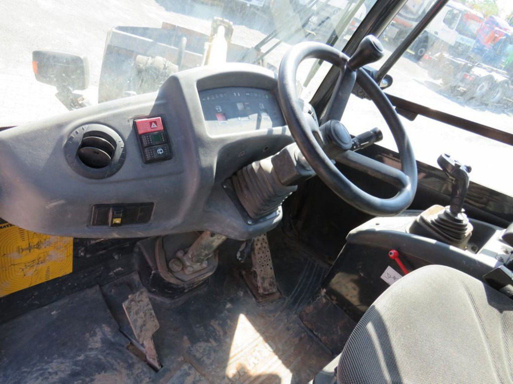KOMATSU HANOMAG Radlader WA 80 - 6 Radlader - Radlader: das Bild 5 KOMATSU HANOMAG Radlader WA 80 - 6 Radlader - Radlader: das Bild 5