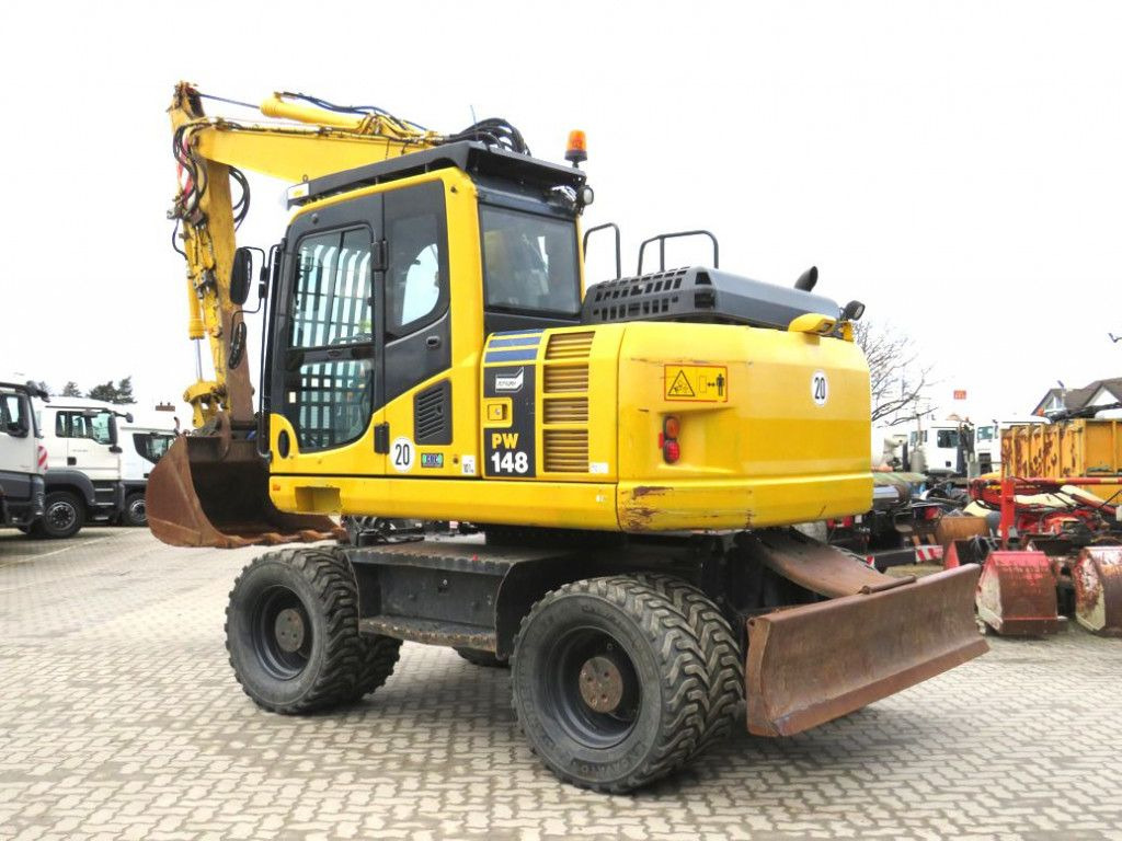 Komatsu Mobilbagger PW 148 - 8 Bagger 6.824h Deutsch top - Mobilbagger: das Bild 4 Komatsu Mobilbagger PW 148 - 8 Bagger 6.824h Deutsch top - Mobilbagger: das Bild 4