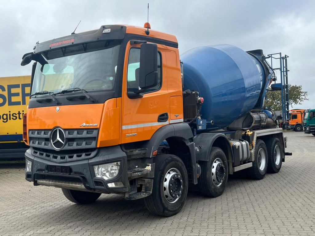 MERCEDES-BENZ Arocs 3236 8x4 Betonmischer Deutsch Top AP Achsen - LKW: das Bild 1 MERCEDES-BENZ Arocs 3236 8x4 Betonmischer Deutsch Top AP Achsen - LKW: das Bild 1