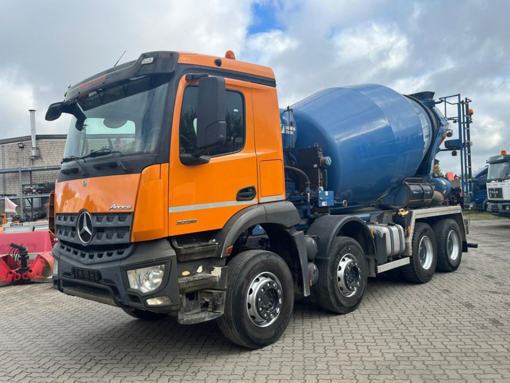 MERCEDES-BENZ Arocs 3236 8x4 Betonmischer Deutsch Top AP Achsen - LKW: das Bild 1 MERCEDES-BENZ Arocs 3236 8x4 Betonmischer Deutsch Top AP Achsen - LKW: das Bild 1