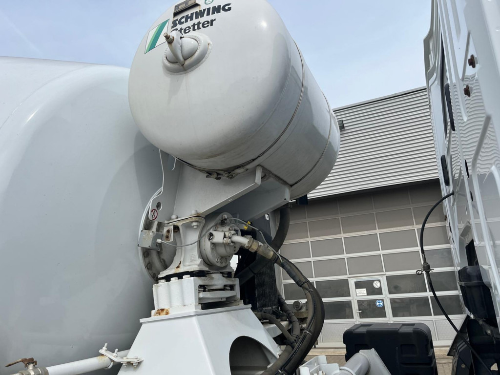 MERCEDES-BENZ Arocs 3240 B 8x4 Betonmischer Deutsch Top AP Achsen - LKW: das Bild 4 MERCEDES-BENZ Arocs 3240 B 8x4 Betonmischer Deutsch Top AP Achsen - LKW: das Bild 4