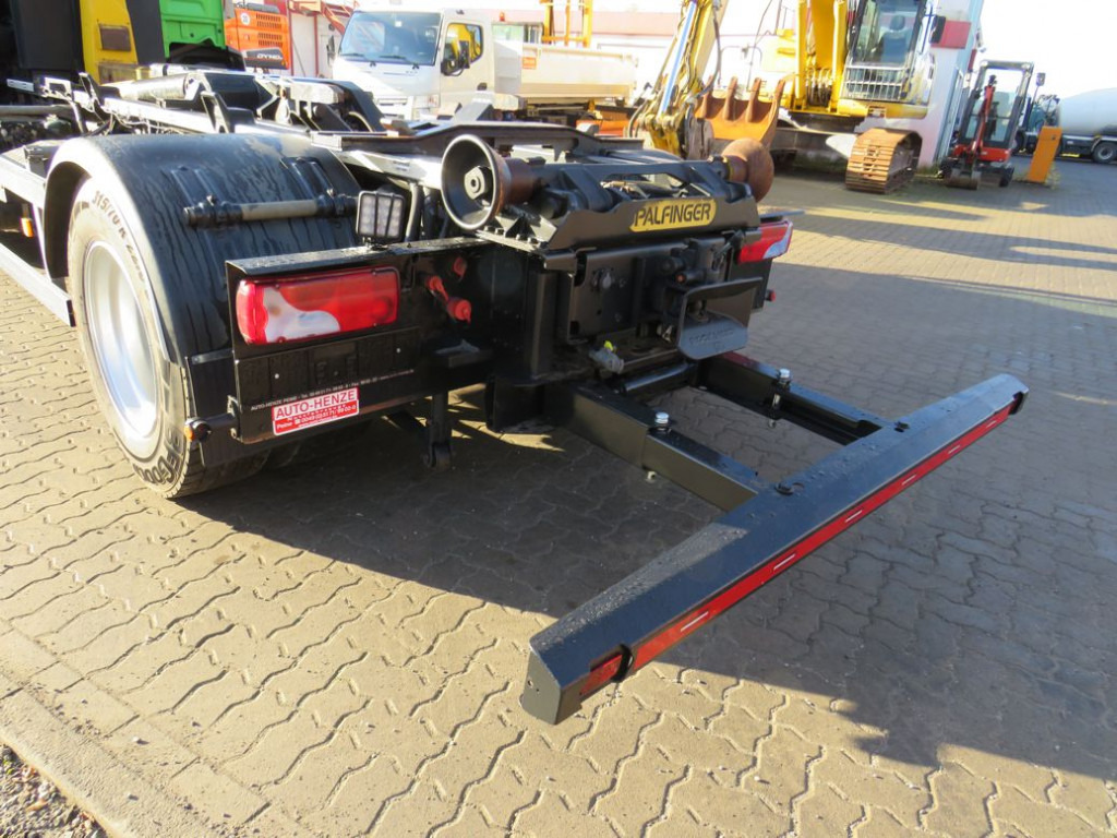 MAN TG-S 18.320 BL Abrollkipper - Abrollkipper: das Bild 3 MAN TG-S 18.320 BL Abrollkipper - Abrollkipper: das Bild 3