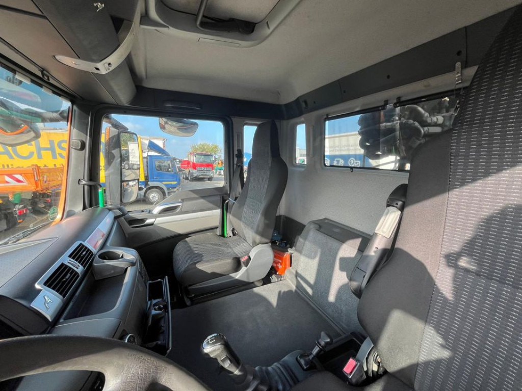 MAN TG-S 26.400 6x4H-2 BL Abrollkipper mit Kran Lift Lenk - Abrollkipper, Autokran: das Bild 2 MAN TG-S 26.400 6x4H-2 BL Abrollkipper mit Kran Lift Lenk - Abrollkipper, Autokran: das Bild 2