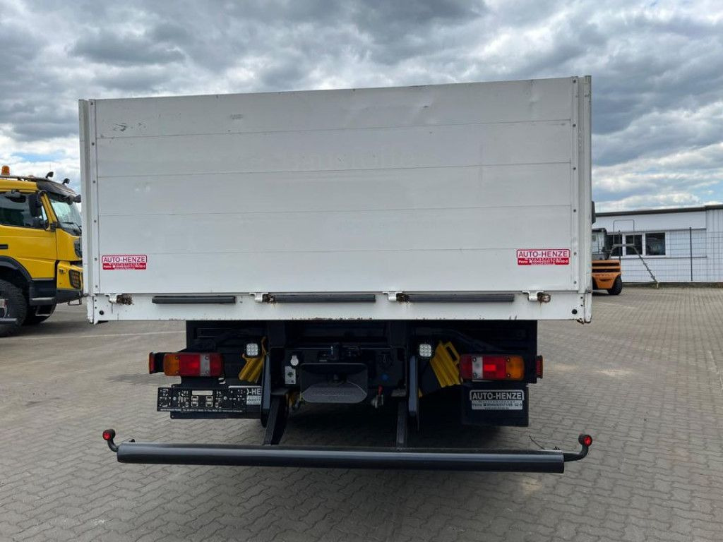 MAN TG-S 26.420 6x2 BL Pritsche Kran Palf. PK 22002+ - Pritsche LKW, Autokran: das Bild 5 MAN TG-S 26.420 6x2 BL Pritsche Kran Palf. PK 22002+ - Pritsche LKW, Autokran: das Bild 5