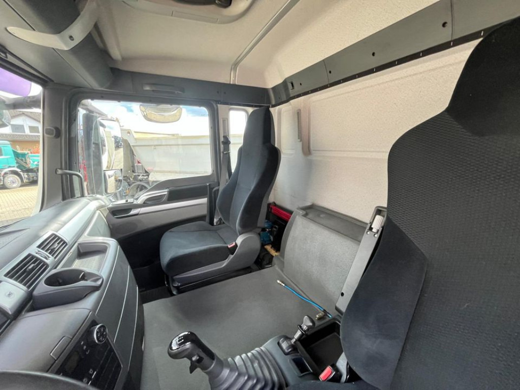 MAN TG-S 26.440 6x4 BB 3-Achs Kipper Schalter - Kipper: das Bild 2 MAN TG-S 26.440 6x4 BB 3-Achs Kipper Schalter - Kipper: das Bild 2