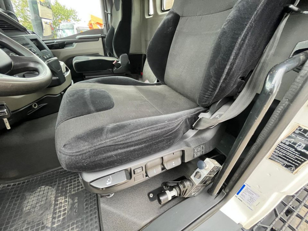 MAN TG-S 37.470 8x4 4-Achs Kipper Meiller Bordmatik - Kipper: das Bild 5 MAN TG-S 37.470 8x4 4-Achs Kipper Meiller Bordmatik - Kipper: das Bild 5