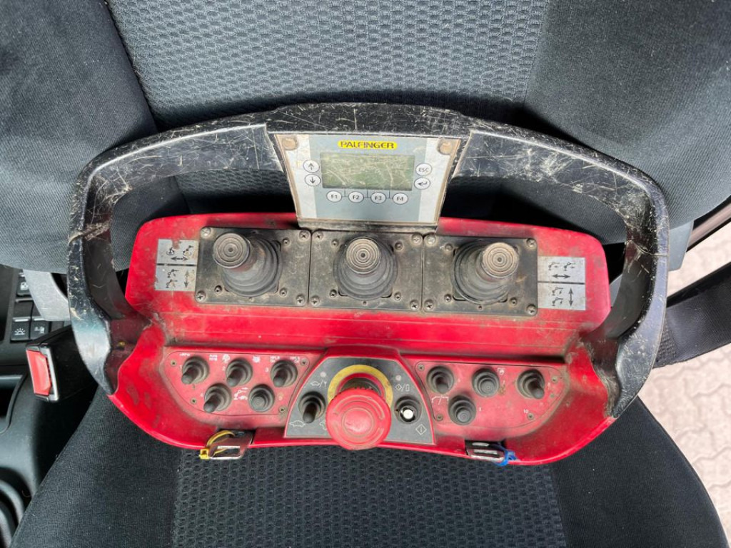 MAN TG-X 26.400 6x2 Pritsche Heckkran Palfinger PK 34002 - Pritsche LKW, Autokran: das Bild 4 MAN TG-X 26.400 6x2 Pritsche Heckkran Palfinger PK 34002 - Pritsche LKW, Autokran: das Bild 4