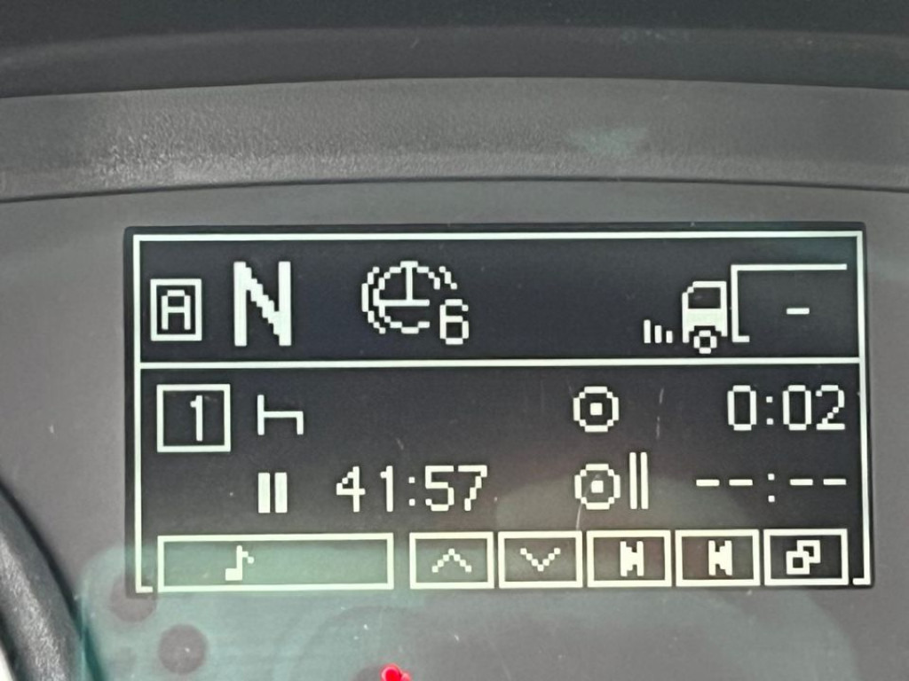 MAN TG-X 26.460 6x2-2 BL Pritsche Kran PK 24.001 Funk Lenk - Pritsche LKW, Autokran: das Bild 2 MAN TG-X 26.460 6x2-2 BL Pritsche Kran PK 24.001 Funk Lenk - Pritsche LKW, Autokran: das Bild 2