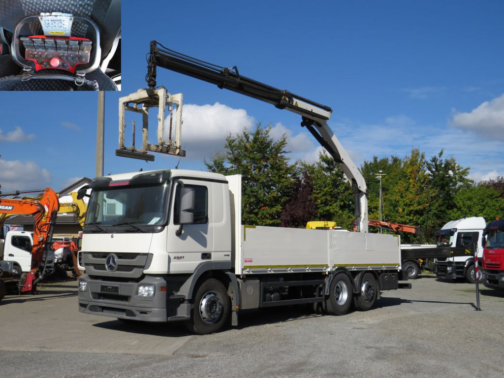 MERCEDES-BENZ Actros 2541 L6x2 Pritsche Heckkran Funk - Pritsche LKW, Autokran: das Bild 1 MERCEDES-BENZ Actros 2541 L6x2 Pritsche Heckkran Funk - Pritsche LKW, Autokran: das Bild 1